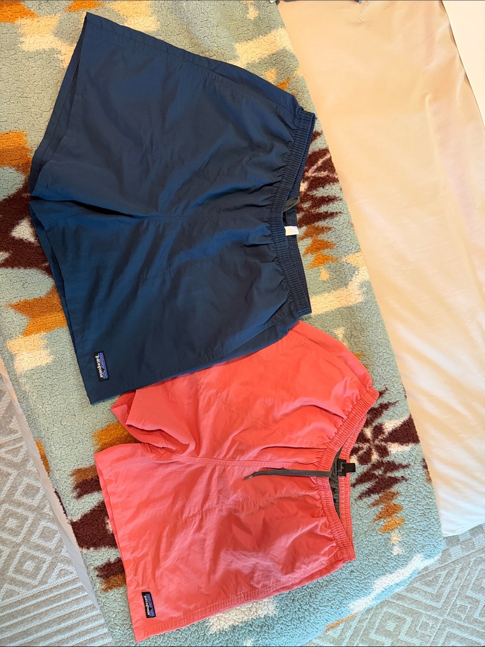MENS TWO PAIRS PATAGONIA SWIM SHORTS WITH NET MEDIUM BLUE NAVY CORAL NWT trunks